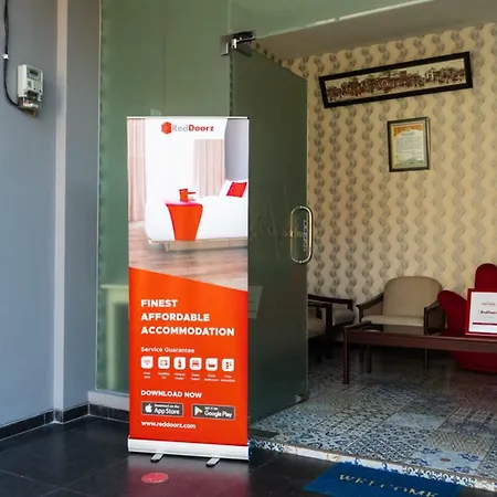 RedDoorz Near Gajah Mada Street Semarang-2